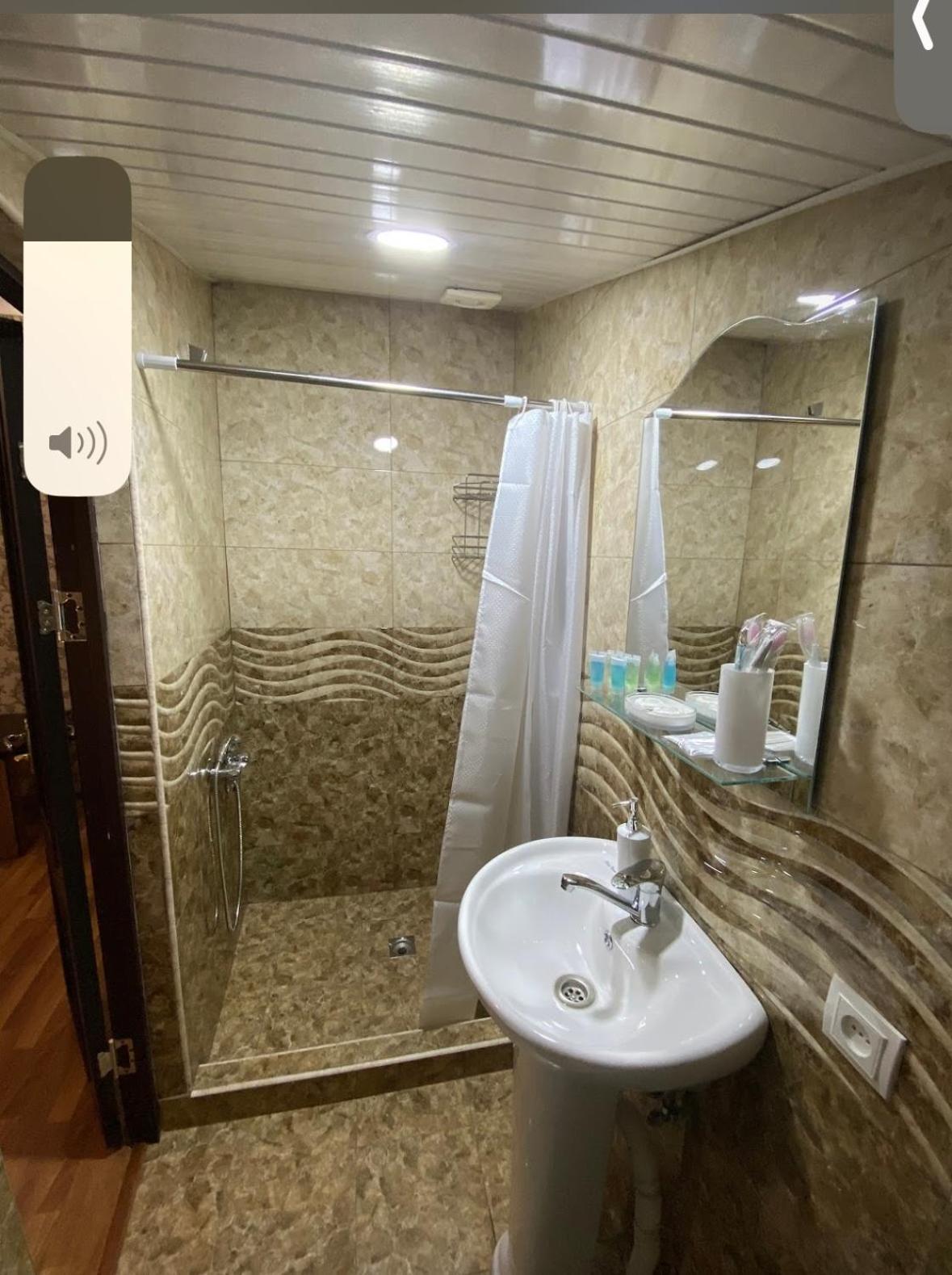 Feier Hotel Erevan Esterno foto