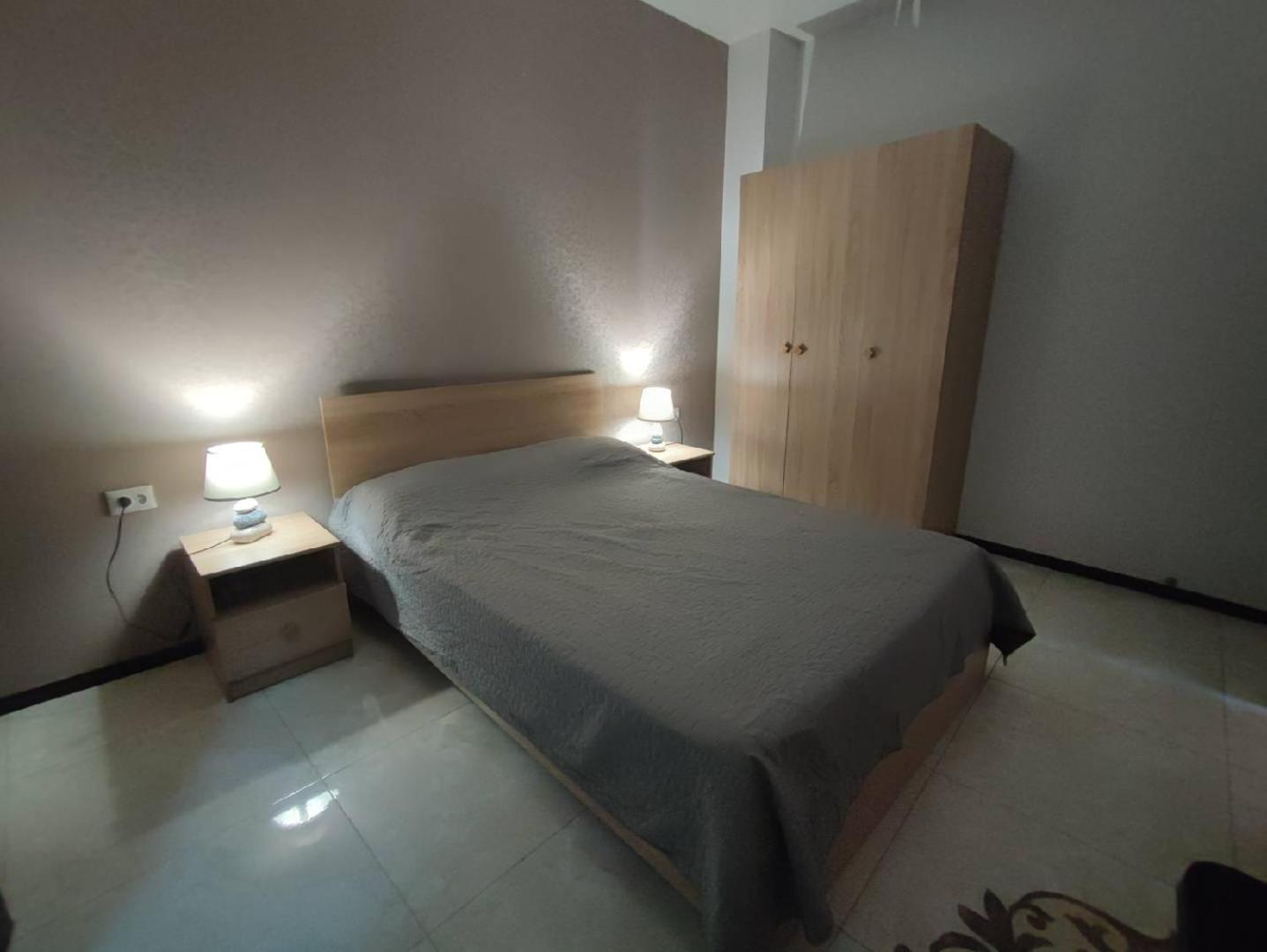 Feier Hotel Erevan Esterno foto